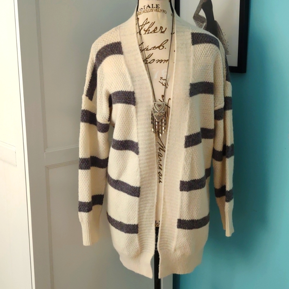 Oversized grey strip cardigan - size XS